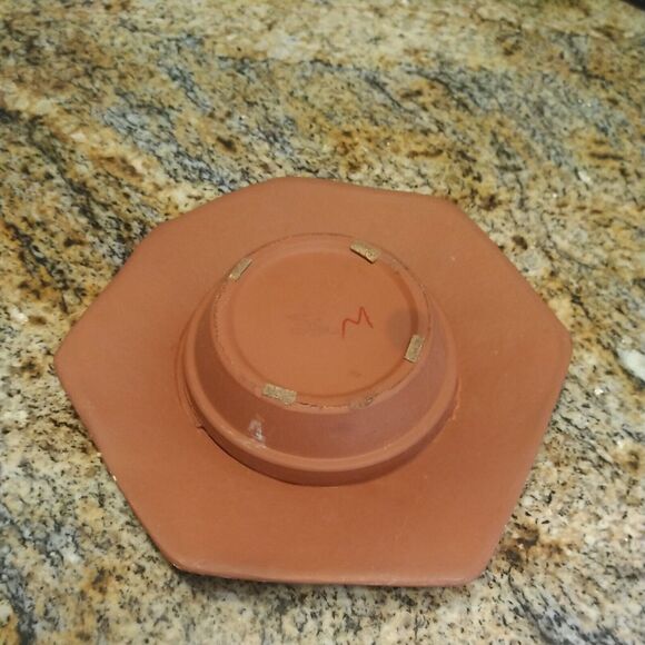 NAVAJO Indian Native American Pottery VASE Vessel Signed Sue Red Clay Embossed - Picture 7 of 12